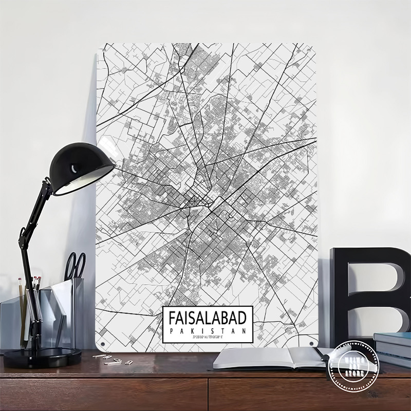 Faisalabad City Map Pakistan L - Custom Map Poster recension och pris