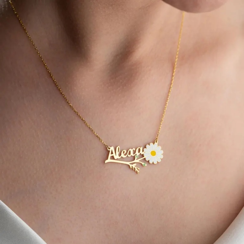 Roro‘s Personalized Colorful E - Birth Flower Necklace recension och pris