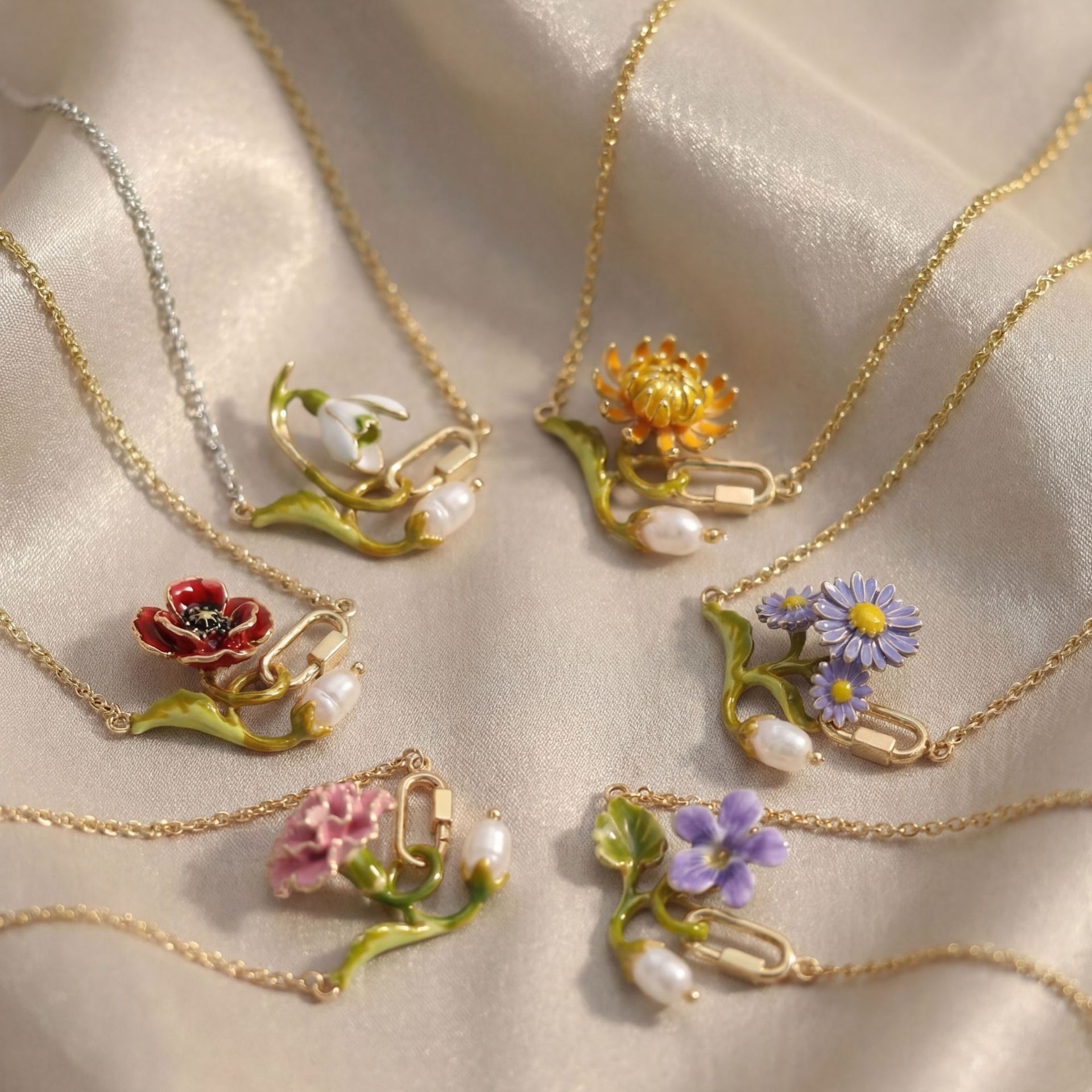 12 Month Birth Flower Necklace - Birth Flower Necklace recension och pris