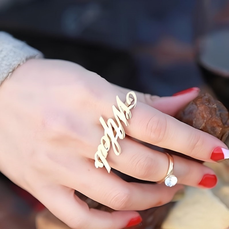 Customizable Stainless Steel T - Initial Ring Custom recension och pris